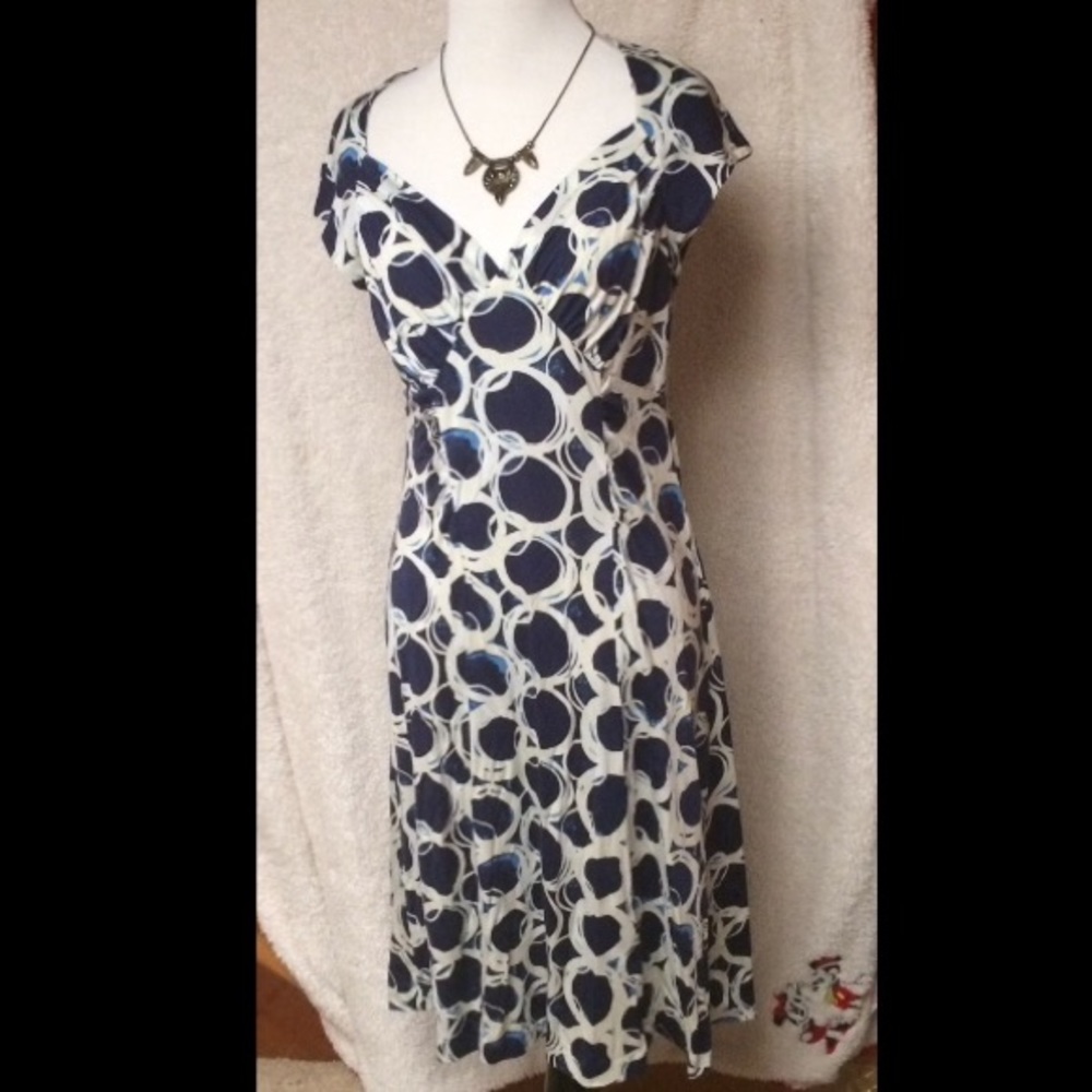 Banana Republic size S dress. Like new.